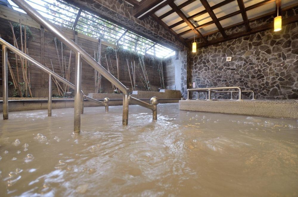 Toong Mao Spa Resort Guanziling Tainan Exterior foto